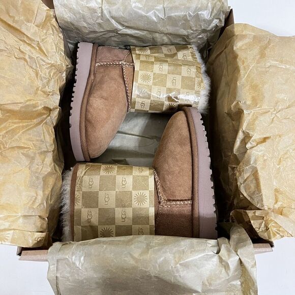 UGG Australia Bailey Bow II Boots Chestnut Toddler Girls Size 8 NEW in BOX - Picture 12 of 14